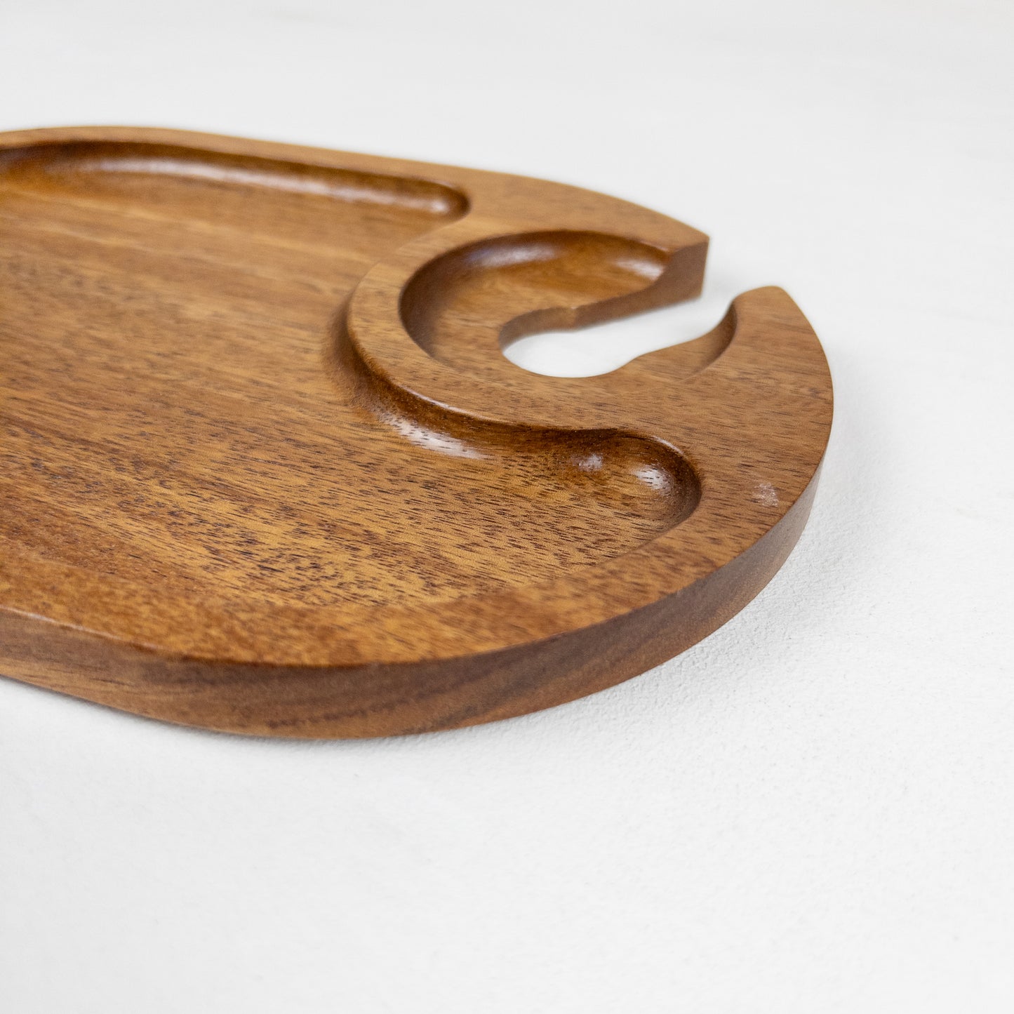 Wine Glass Holder Charcuterie Board 23x16 | DORADA