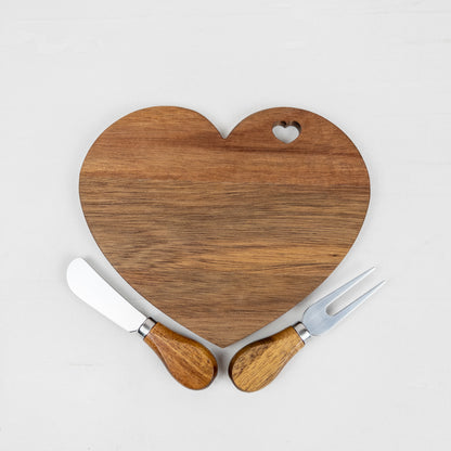 Heart Cheese Board Set with 2 Cheese Knives 20x18 | BAKKER