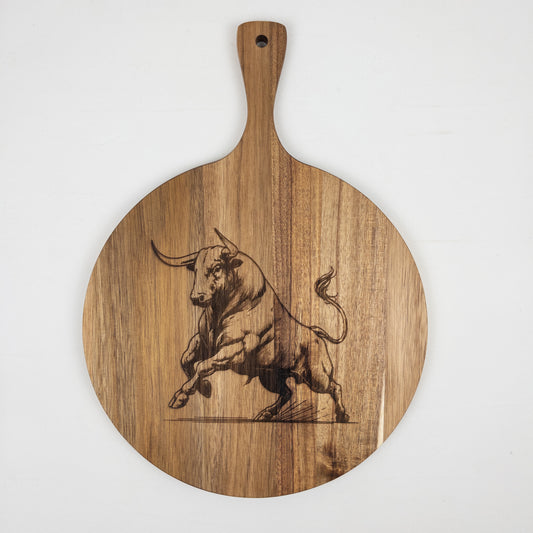 VIVERA acacia round pizza board with charging bull illustration, laser engraved wooden serving board handmade in Spain